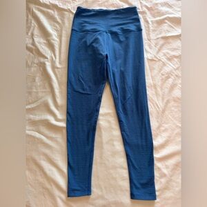 Beyond Yoga Spacedye Caught in the Midi High Waisted Legging Sky Blue - M